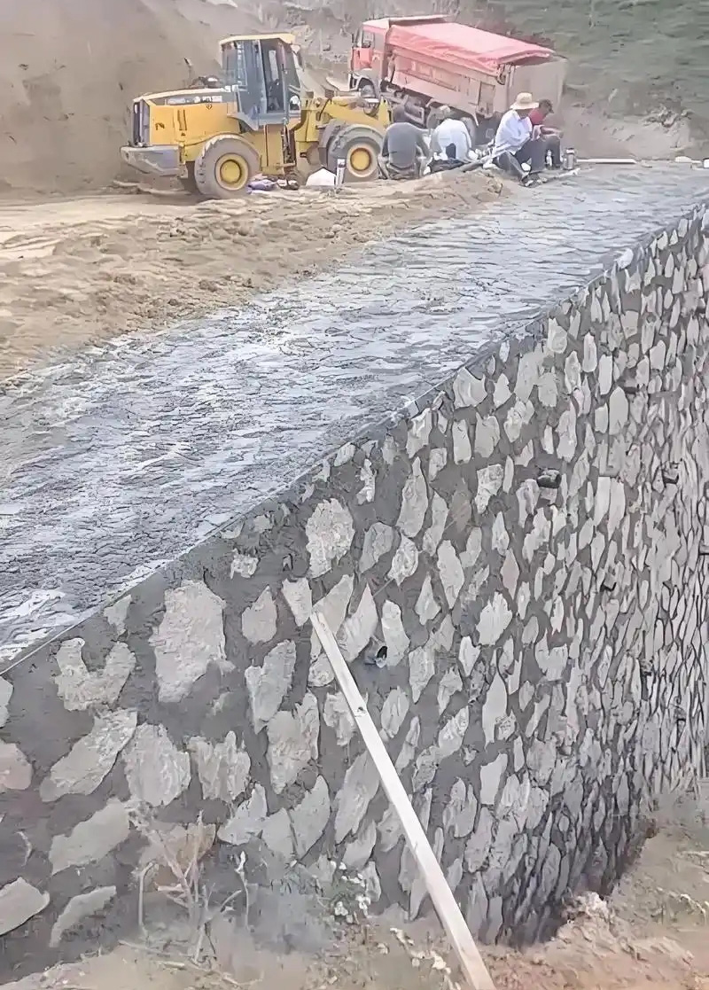 铜陵郊区边坡加固